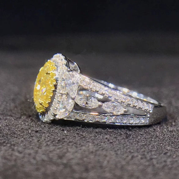 Wholesale Women's Copper Zircon Hollow Geometric Ring Jewelry