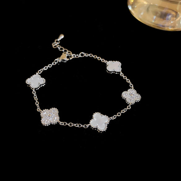 Wholesale Women's Copper Zircon Inlaid Fourpetal Flower Geometric Sweet Style Bracelet Real Gold Electroplated