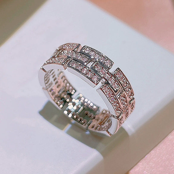 Wholesale Women's Copper Zircon Inlaid Geometric Pattern Ring