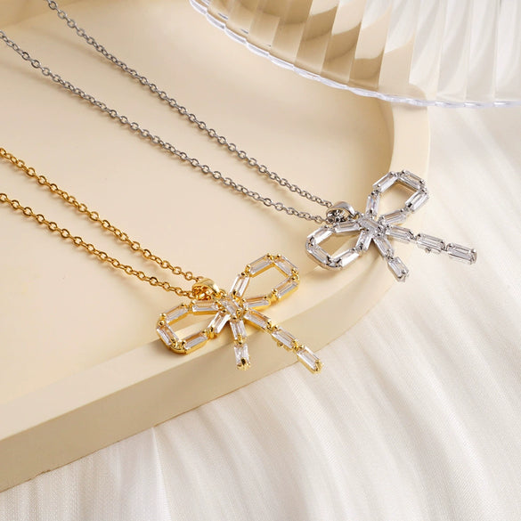 Wholesale Women's Copper Zircon O Chain Necklace With Mixed Gemstone Inlay Bow Tie Pendant Electroplated Vintage Light Luxury Style