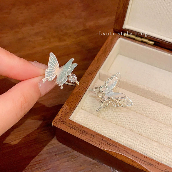 Wholesale Women's Copper Zircon Ring With Butterfly Animal Pattern And Electroplating Design