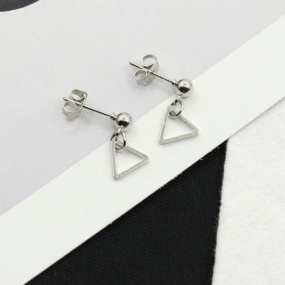 Wholesale Women's Cos Style Asymmetric Geometric Triangle And Circle Earrings In Alloy With Electroplating