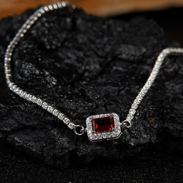 Wholesale Women's Crystal And 925 Sterling Silver Geometric Style Necklace Pendant Set With Gems And Cross Chain