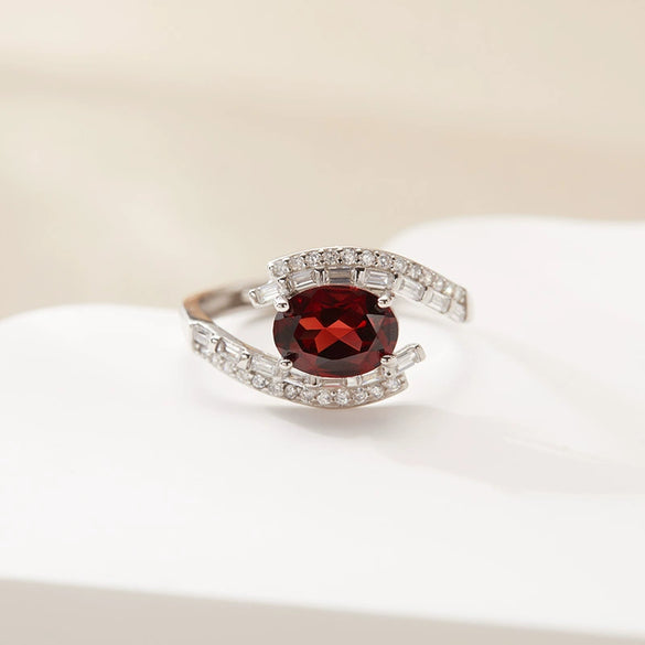 Wholesale Women's Crystal S925 Sterling Silver Ring With Crown And Wave Patterns Light Luxury Style