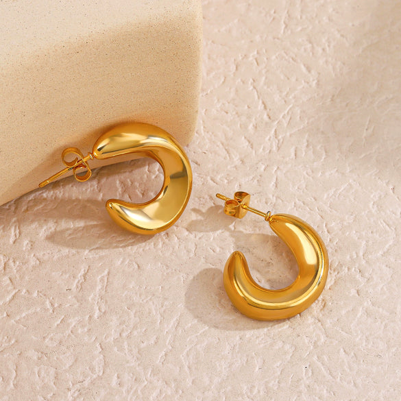 Wholesale Women's Cshaped Stainless Steel Hollow Geometric Earrings 18K Gold Plated