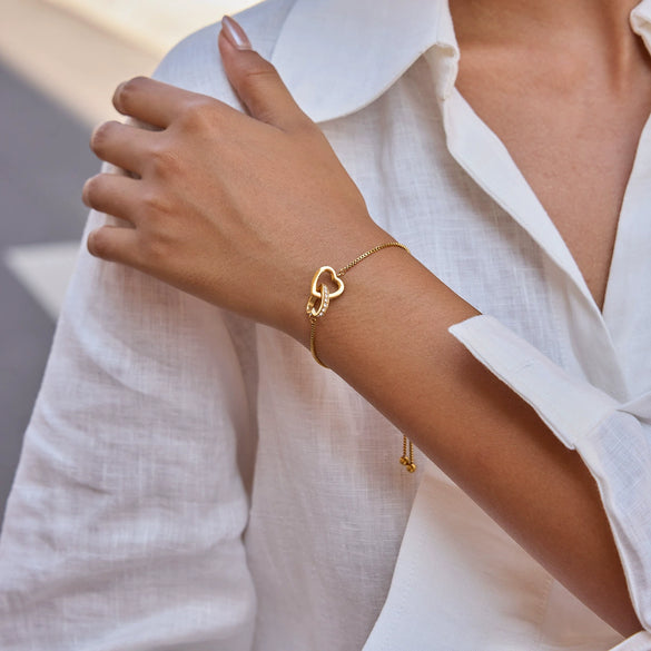 Wholesale Women's Cute Geometric And Heartshaped Electroplated Stainless Steel Bracelet