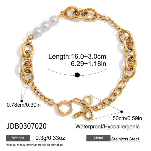 Wholesale Women's Cute Geometric And Heartshaped Electroplated Stainless Steel Bracelet
