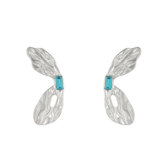 Wholesale Women's Diecast Electroplated Animal Butterfly Asymmetric Earrings