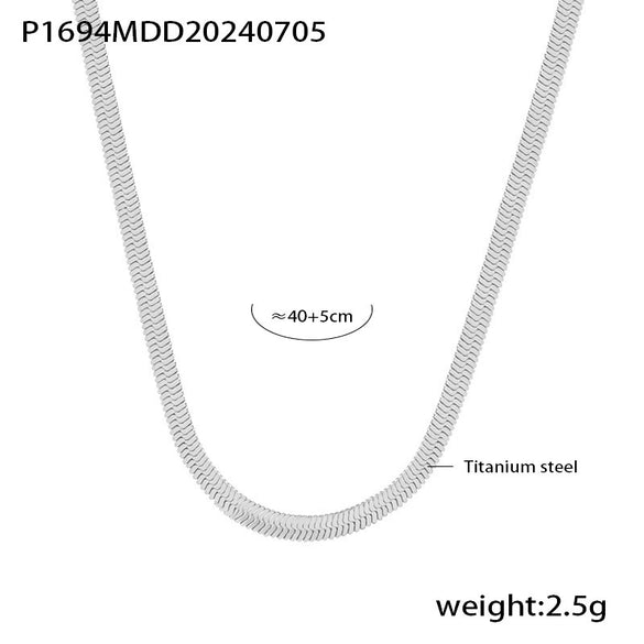 Wholesale Women's Double Layer Stacked Geometric Stainless Steel And Titanium Steel Electroplated Necklace Choker