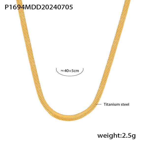 Wholesale Women's Double Layer Stacked Geometric Stainless Steel And Titanium Steel Electroplated Necklace Choker