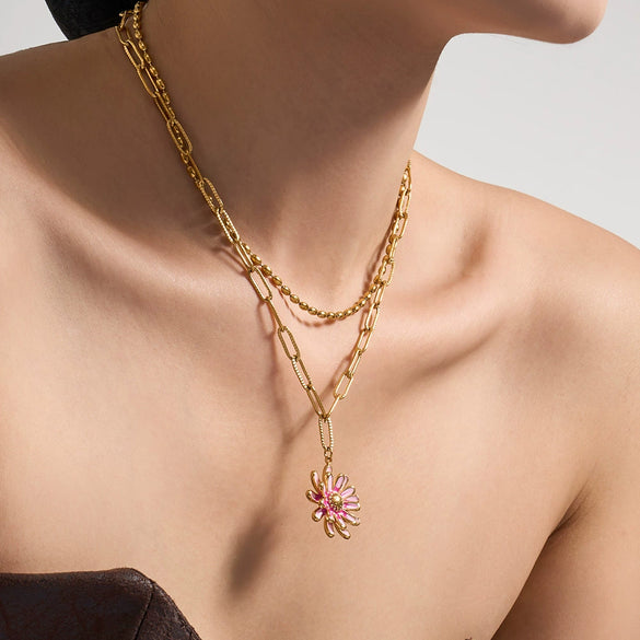 Wholesale Women's Doublelayered Collarbone Chain Necklace With Oildrip Daisy Flower And Geometric Pendant Stainless Steel 18K Gold Plated Light Luxury Style