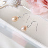 Wholesale Women's Dropshaped 925 Silver Natural Freshwater Pearl Minimalist Earrings Set With Pearls