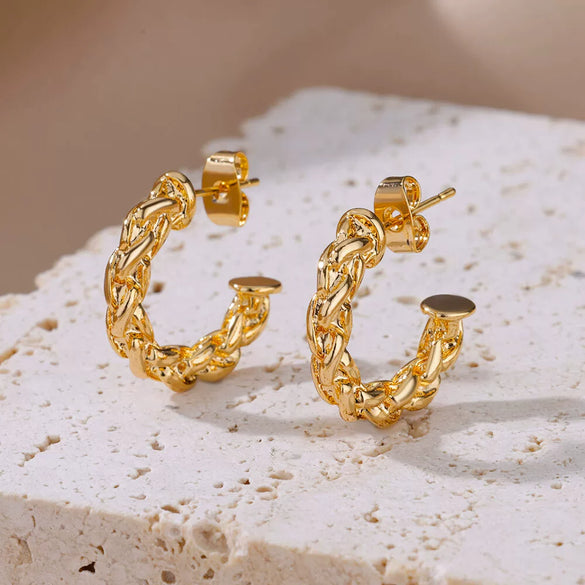 Wholesale Women's Earrings With Polygon Mobius Ring Design Five Pointed Star Hollow Geometric Style Ccb Gold Platinum Electroplated
