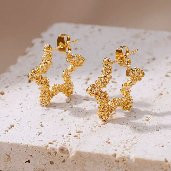 Wholesale Women's Earrings With Polygon Mobius Ring Design Five Pointed Star Hollow Geometric Style Ccb Gold Platinum Electroplated