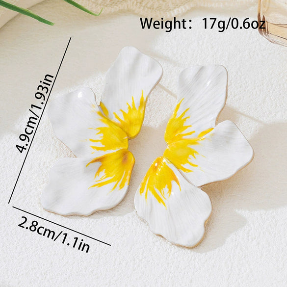 Wholesale Women's Electroplated Alloy Flower Enamel Earrings With Versatile Style