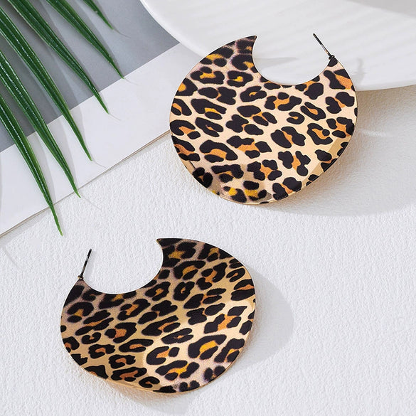 Wholesale Women's Electroplated Alloy Geometric Leopard Print Circular Earrings