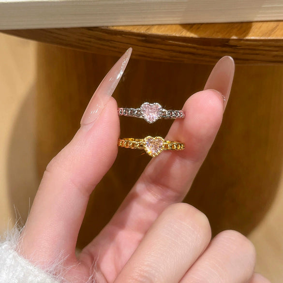 Wholesale Women's Electroplated Gold Inlaid Zircon Copper Heartshaped Ring