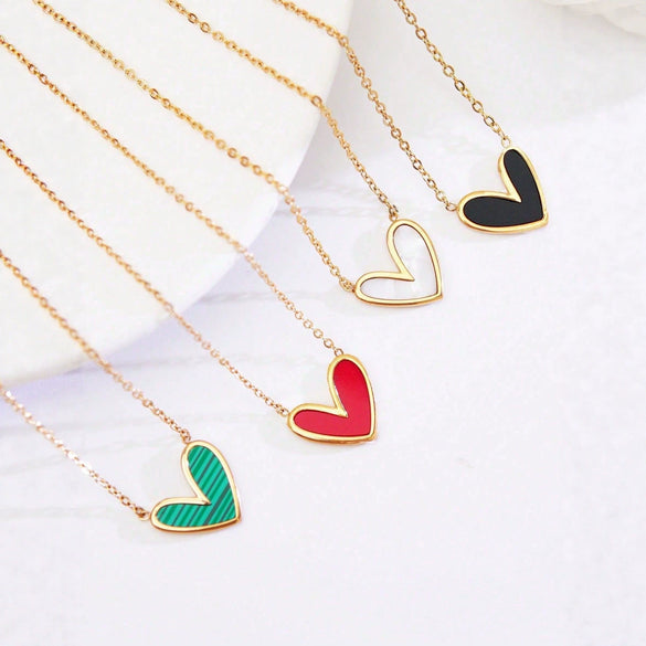 Wholesale Women's Electroplated Stainless Steel Heartshaped Ochain Necklace Light Luxury Jewelry