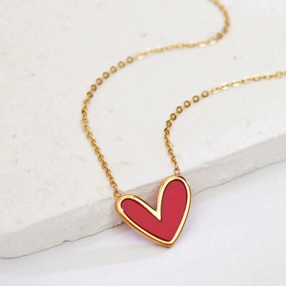 Wholesale Women's Electroplated Stainless Steel Heartshaped Ochain Necklace Light Luxury Jewelry