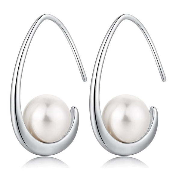 Wholesale Women's Elegant Casual Imitation Pearl Geometric Copper Electroplated Earrings