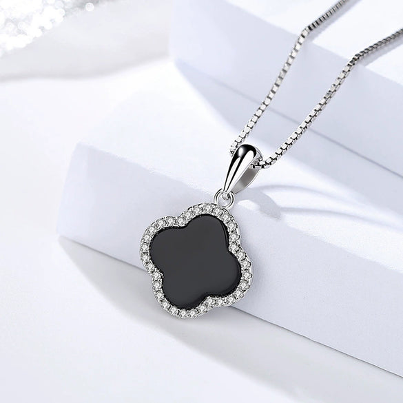 Wholesale Women's Elegant Clover Necklace With Black Agate Pendant Made Of S925 Sterling Silver Electroplated Cross Chain