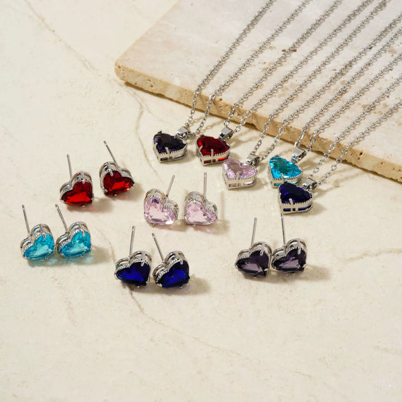 Wholesale Women's Elegant Copper Love Pattern Heartshaped Pendant Earrings And Necklace Threepiece Set With O Chain And Electroplating