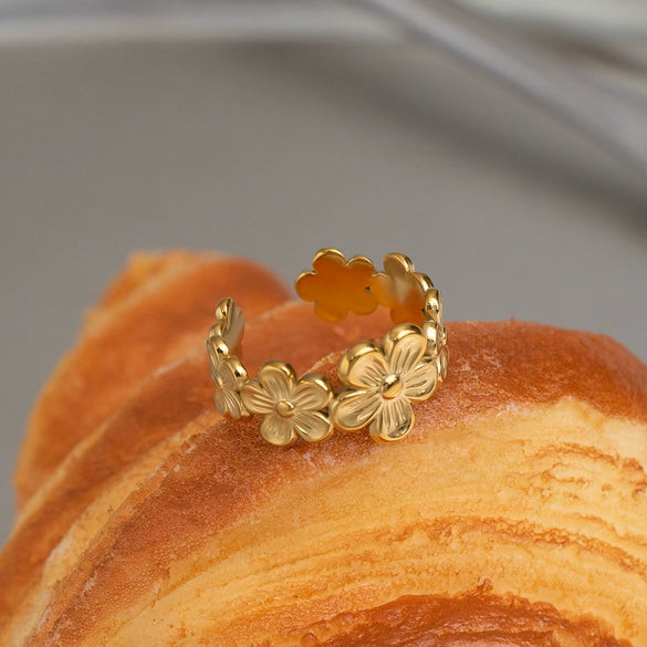 Wholesale Women's Elegant Floral Stainless Steel Vacuum Real Gold Plated Open Ring