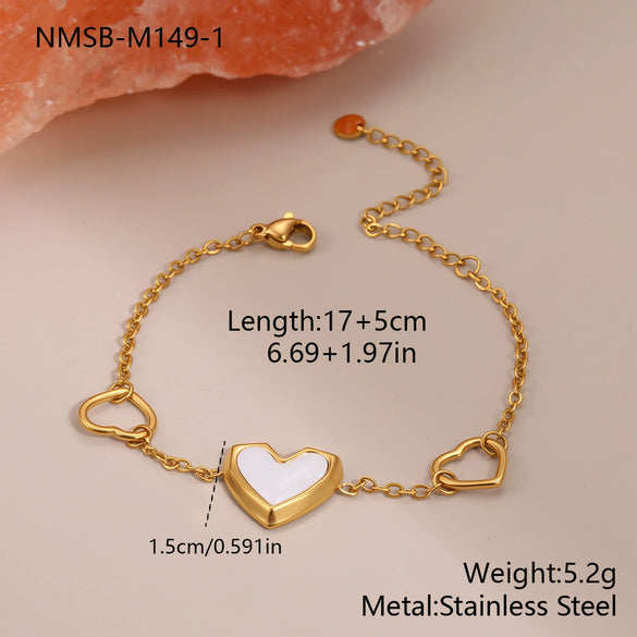 Wholesale Women's Elegant Geometric Heartshaped Butterfly Pendant Bracelet In Stainless Steel And 18K Gold With Electroplating