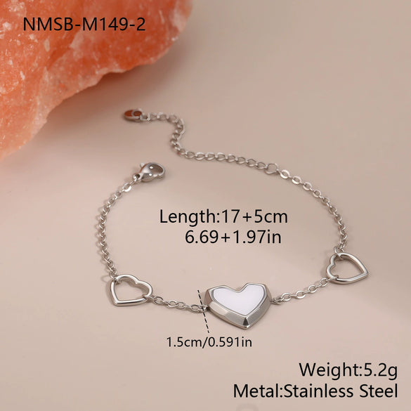 Wholesale Women's Elegant Geometric Heartshaped Butterfly Pendant Bracelet In Stainless Steel And 18K Gold With Electroplating