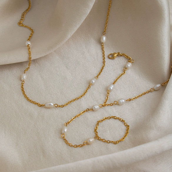 Wholesale Women's Elegant Minimalist Geometric Stainless Steel Oshaped Chain Necklace With Pvd Furnace Vacuum Real Gold Plating Jewelry
