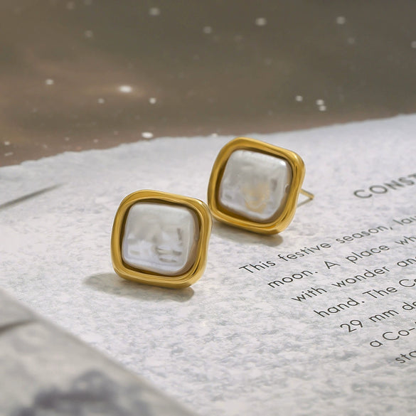 Wholesale Women's Elegant Quiet Design Square Geometric Stainless Steel Pearl Earrings With Electroplating