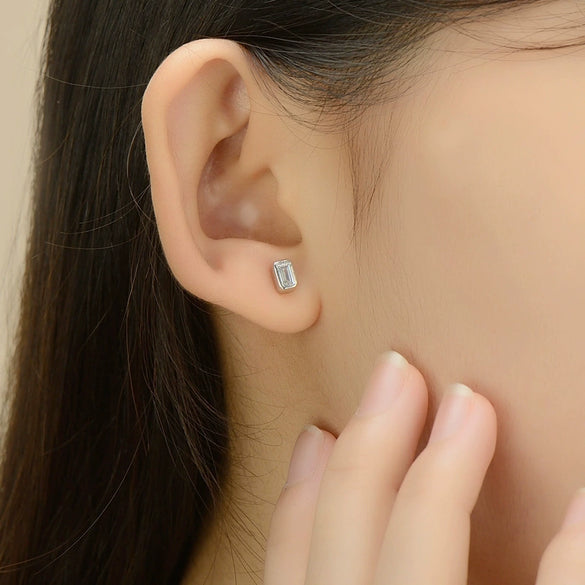 Wholesale Women's Elegant S925 Sterling Silver Rectangular Zircon Earrings With Geometric Design And Seiko Craftsmanship