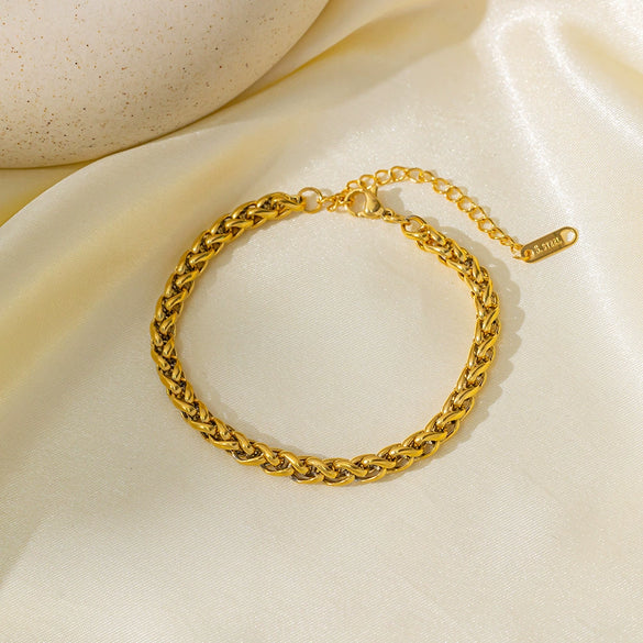 Wholesale Women's Elegant Simple Versatile Titanium Steel Bracelet With Heart Shape Flower Bow Tie Pattern Electroplated