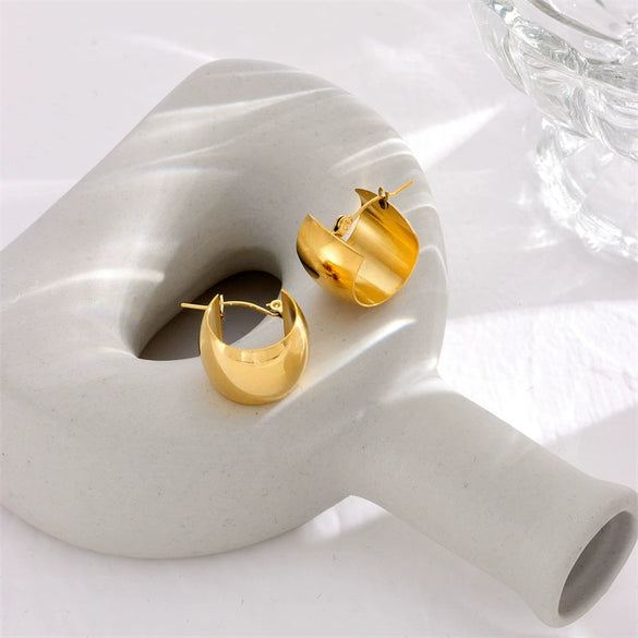 Wholesale Women's Elegant Unique Earrings With Golden Ball Ear Buckle Titanium Steel Material Geometric Pattern 18K Gold Plated