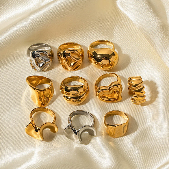 Wholesale Women's Exaggerated Geometric Stainless Steel Ring With 18K Gold Plated Electroplating