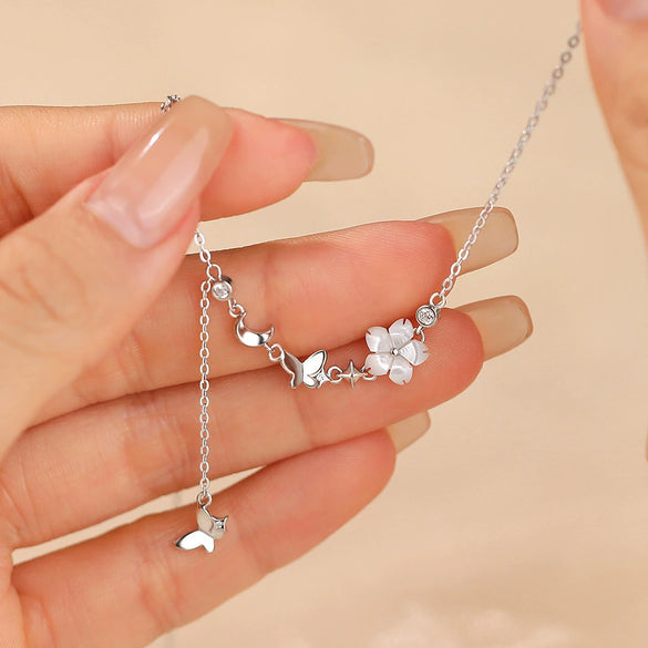 Wholesale Women's Fairy Style Silver Necklace With Inlaid Shell Flower Insect Star Pattern And Cross Chain