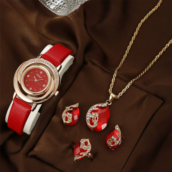 Wholesale Women's Fashion Alloy And Pu Belt Round Dial Quartz Watch With Diamond Inlay