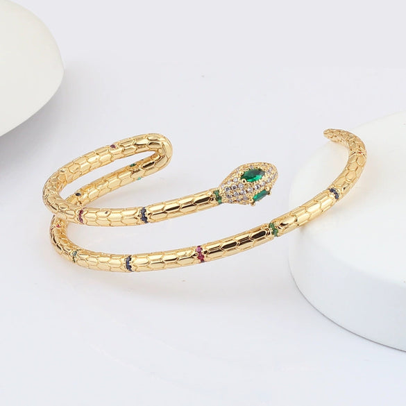 Wholesale Women's Fashion Copper Zircon Real Gold Plated Bracelets With Animal And Zodiac Patterns