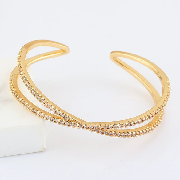 Wholesale Women's Fashion Copper Zircon Real Gold Plated Bracelets With Animal And Zodiac Patterns
