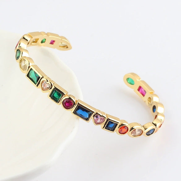 Wholesale Women's Fashion Copper Zircon Real Gold Plated Bracelets With Animal And Zodiac Patterns