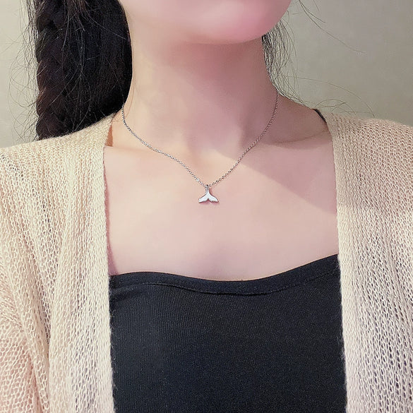 Wholesale Women's Fashion Creative Titanium Steel Mermaid Fishtail Pendant Necklace With Animal Pattern And Dripping Oil Design