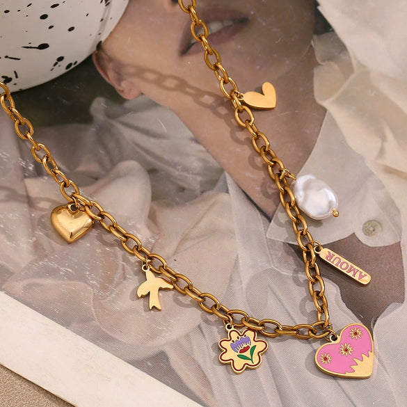 Wholesale Women's Fashion Drop Oil Necklace With Heart Flower Geometric Pendant Stainless Steel Titanium Steel 18K Gold Plated