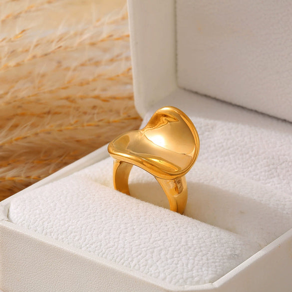 Wholesale Women's Fashion Exaggerated 3D Arc Ring Stainless Steel Geometric Style 18K Gold Plated