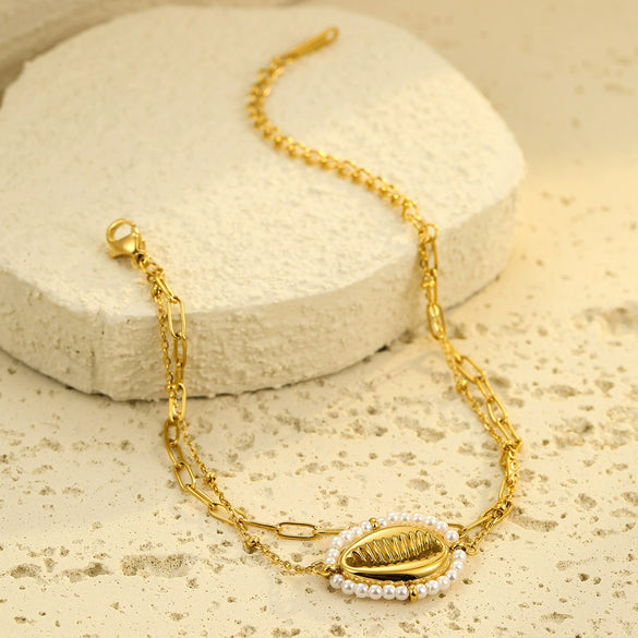 Wholesale Women's Fashion French Retro Light Luxury Highend Stainless Steel And Titanium Steel Bracelet With Electroplating Treatment