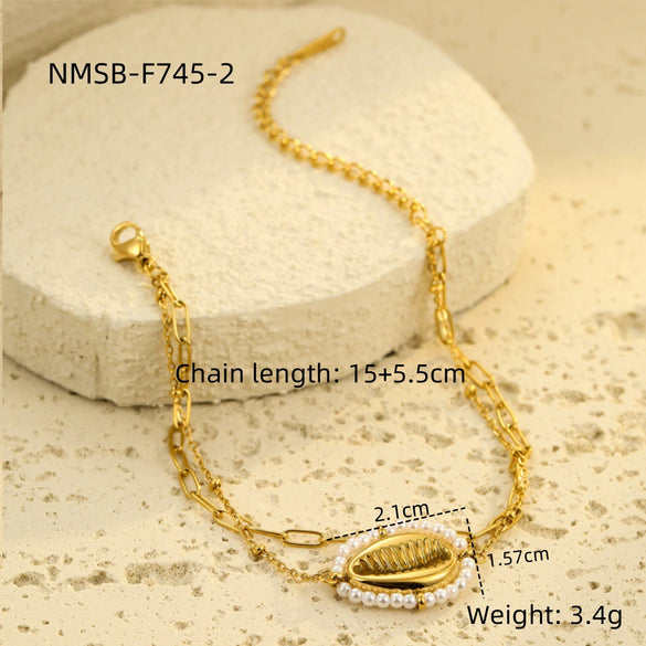 Wholesale Women's Fashion French Retro Light Luxury Highend Stainless Steel And Titanium Steel Bracelet With Electroplating Treatment