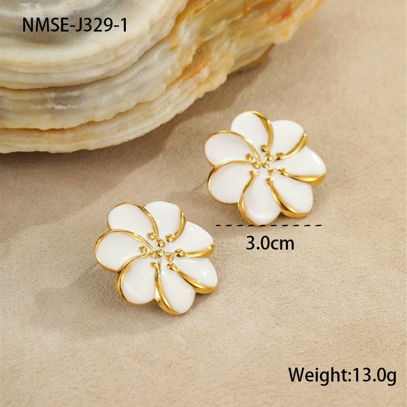 Wholesale Women's Fashion Geometric And Floral Stainless Steel Electroplated Ear Jewelry