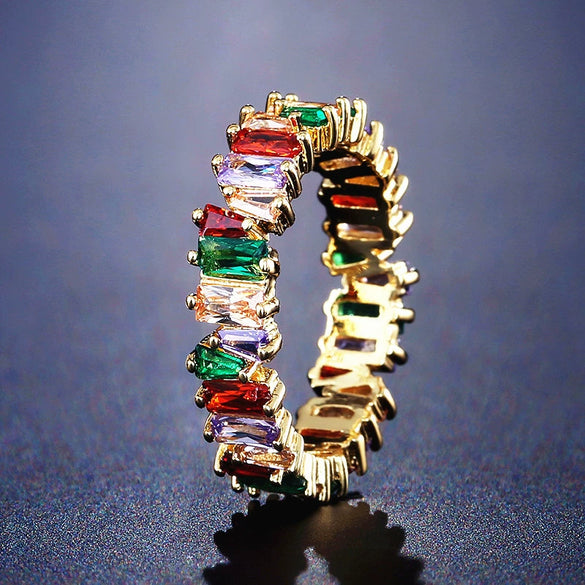 Wholesale Women's Fashion Geometric Copper Ring With Microinlaid Zircon