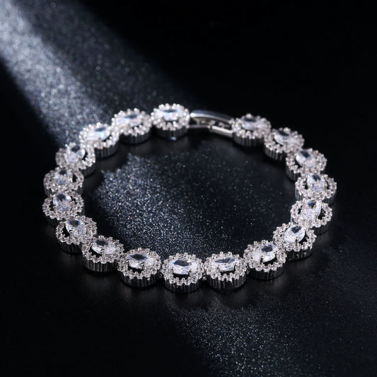 Wholesale Women's Fashion Geometric Copper Zircon Inlaid Bracelet