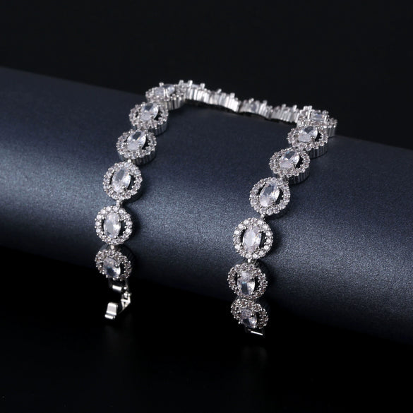 Wholesale Women's Fashion Geometric Copper Zircon Inlaid Bracelet