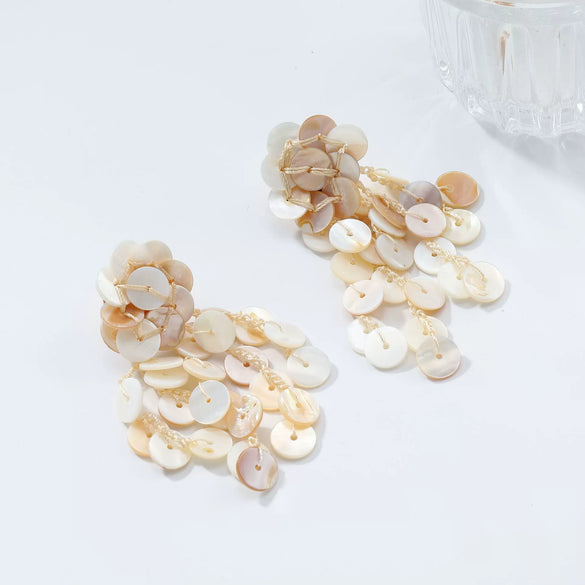 Wholesale Women's Fashion Geometric Plastic And Resin Handwoven Earrings With Multilayered Tassels